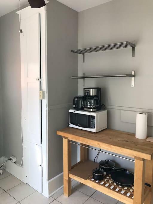 渥太華Bright, Clean, Private. In The Heart Of Downtown! Parking, Wi-Fi And Netflix Included公寓 外观 照片